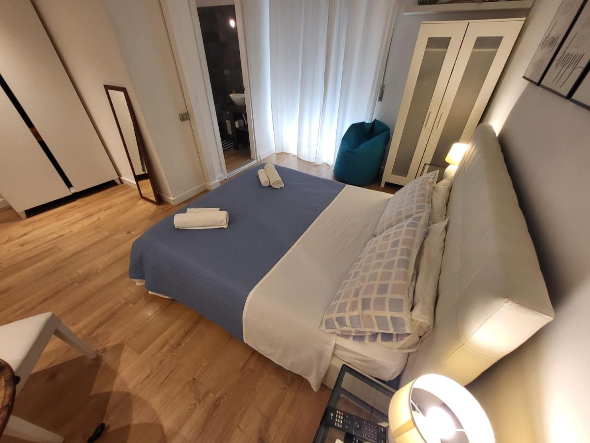 Bed and Breakfast Living Кальярі Екстер'єр фото
