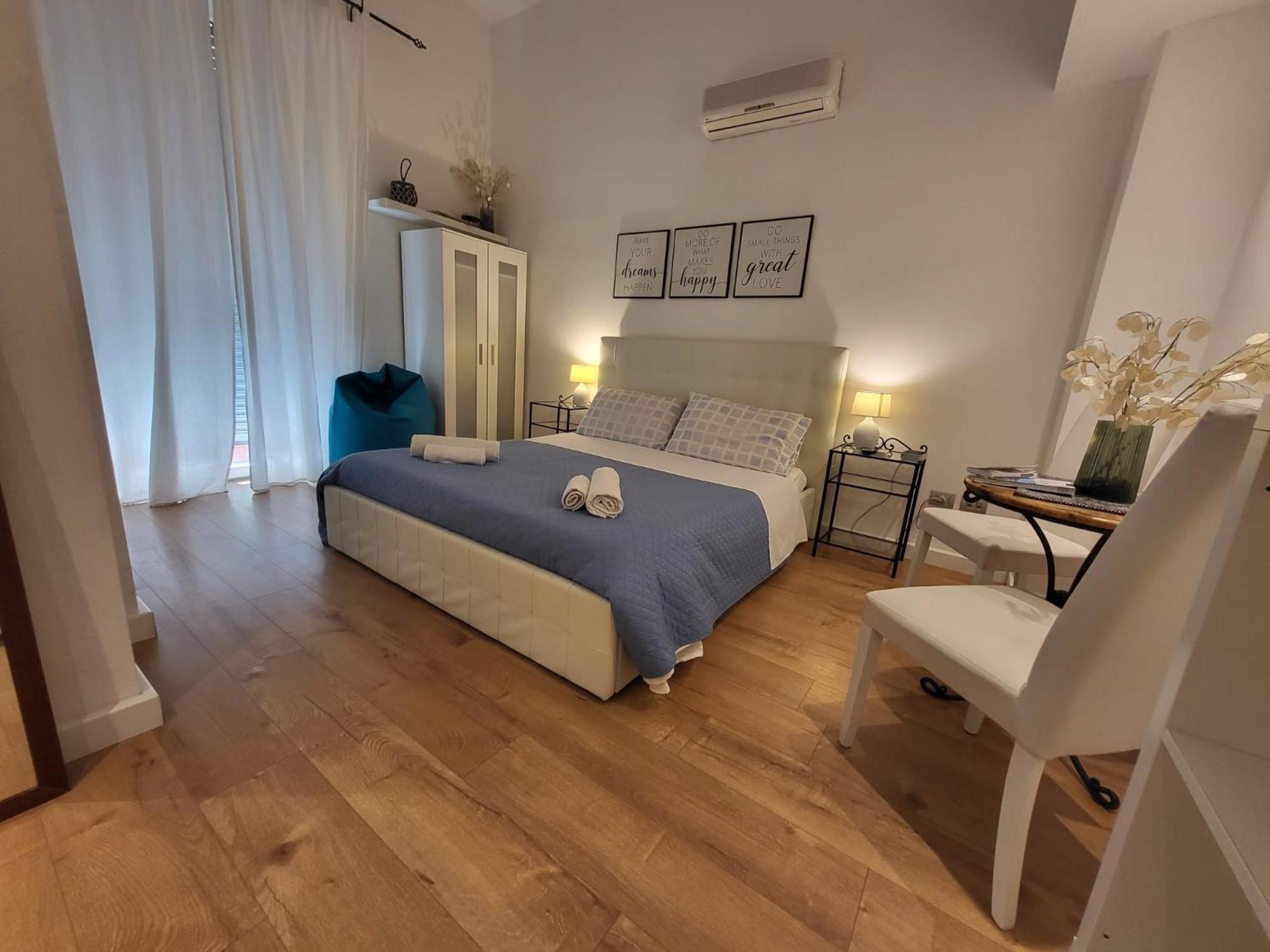 Bed and Breakfast Living Кальярі Екстер'єр фото
